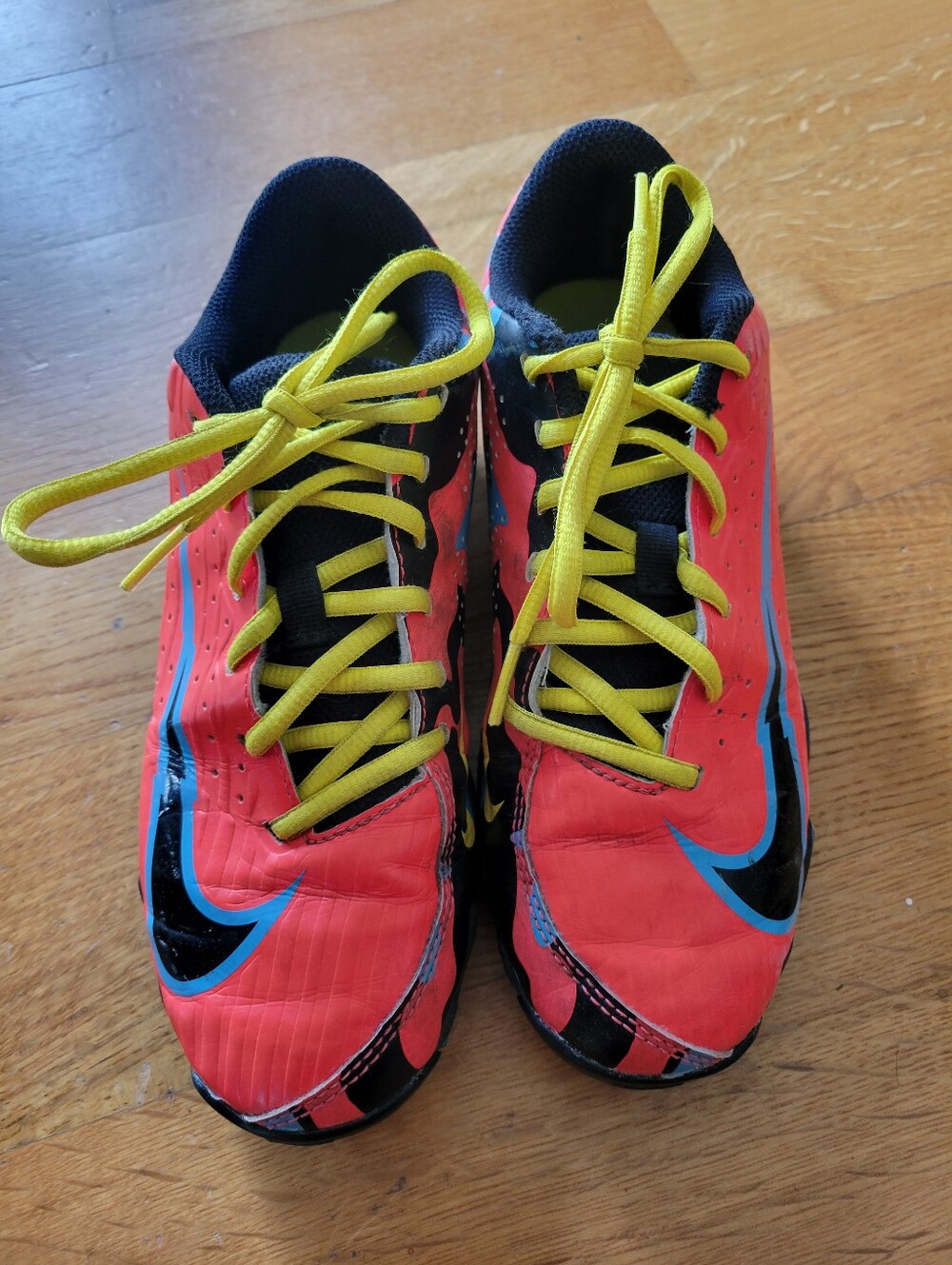 Boys size 4 baseball cleats - Picture 3 of 6